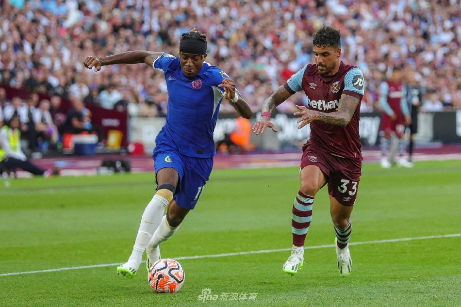 攻守兼备 攻守兼备