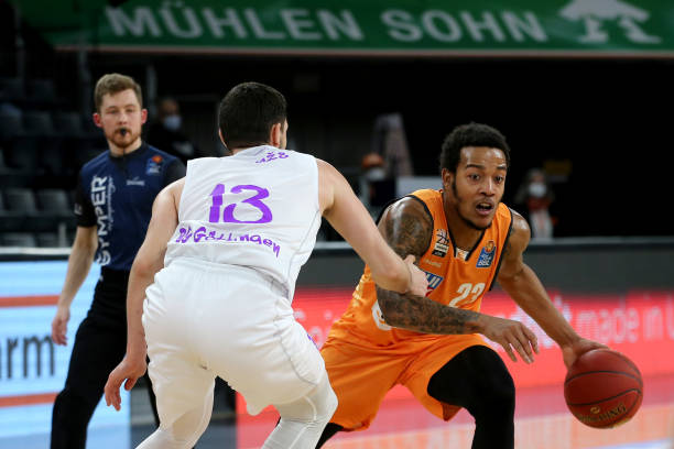 甚至作为队 甚至作为队